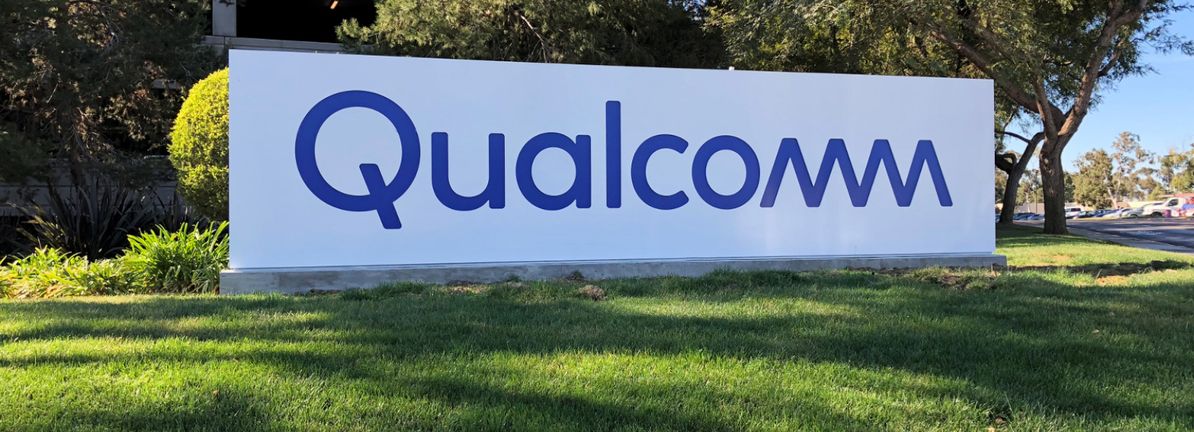 With EPS Growth And More, QUALCOMM (NASDAQ:QCOM) Makes An Interesting Case